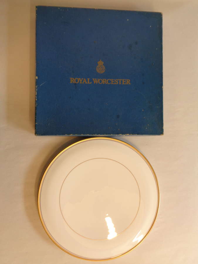 Royal Worcester 'Viceroy' Cake Plate