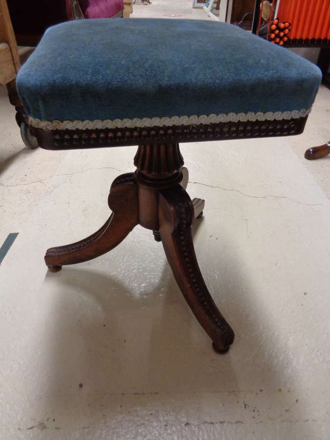 Regency Adjustable Mahogany Piano Stool