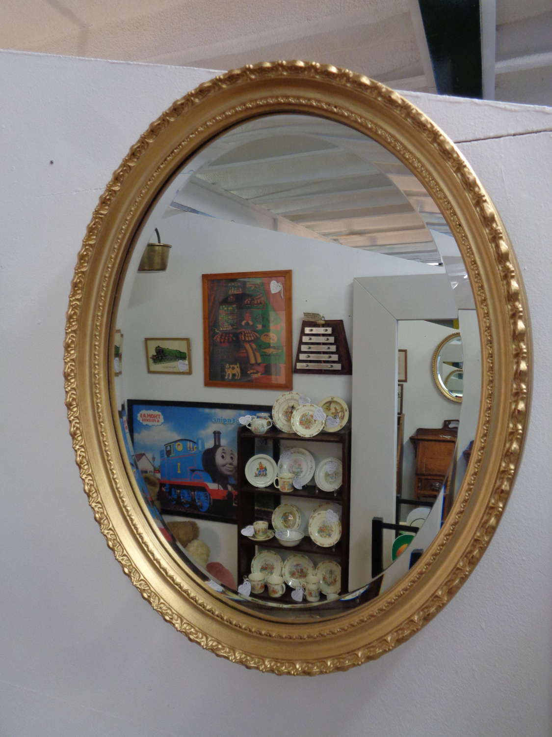 Pretty Oval Bevelled Gilt Wall Mirror