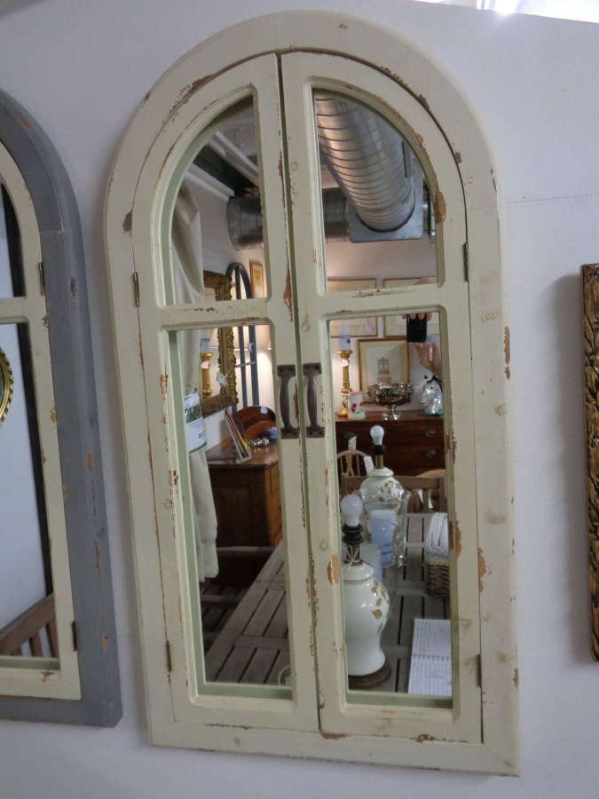 Arched Shuttered Wall Mirror - Shabby Chic - White/Cream