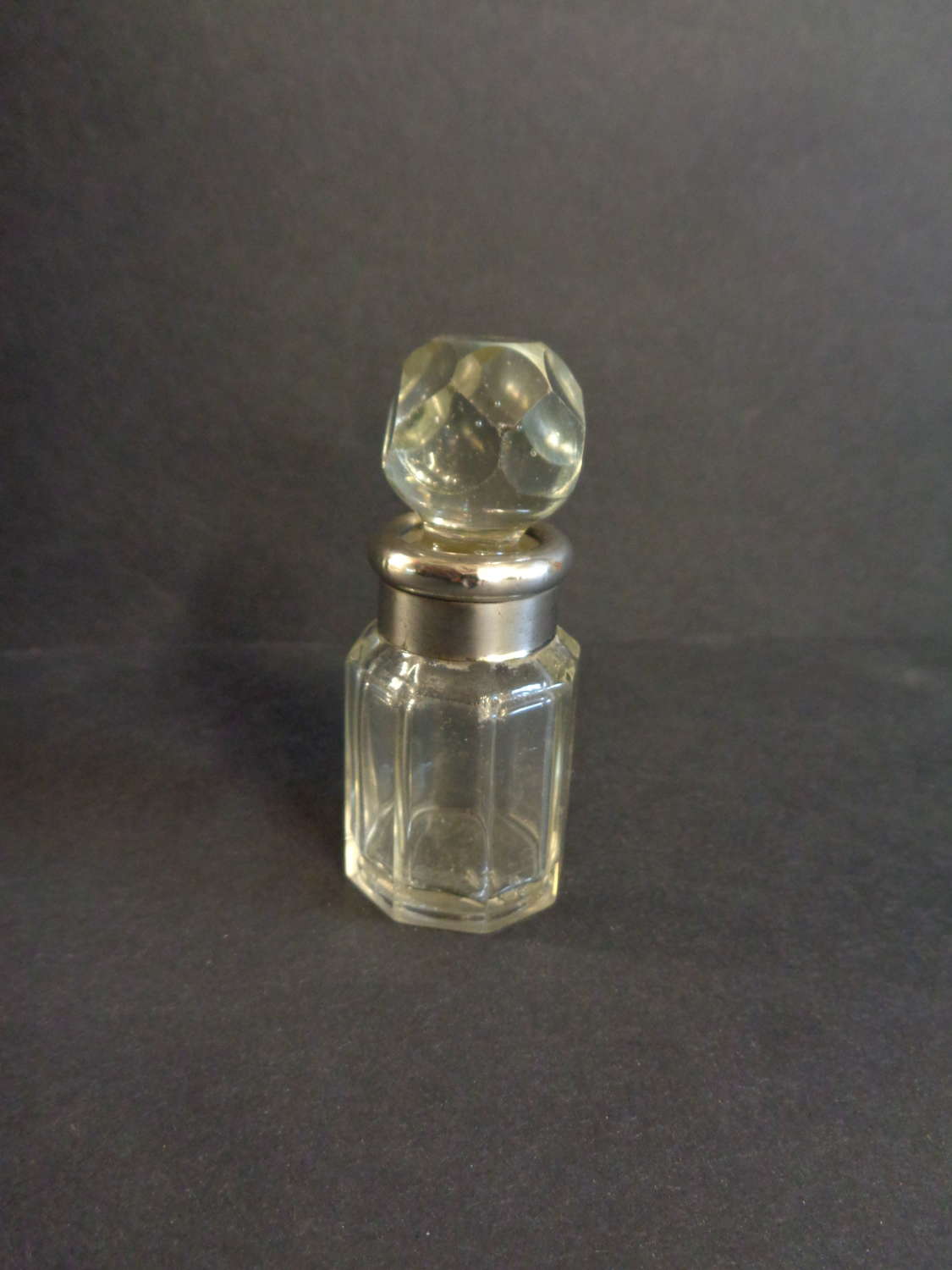 Silver Collared Scent Bottle (Small)