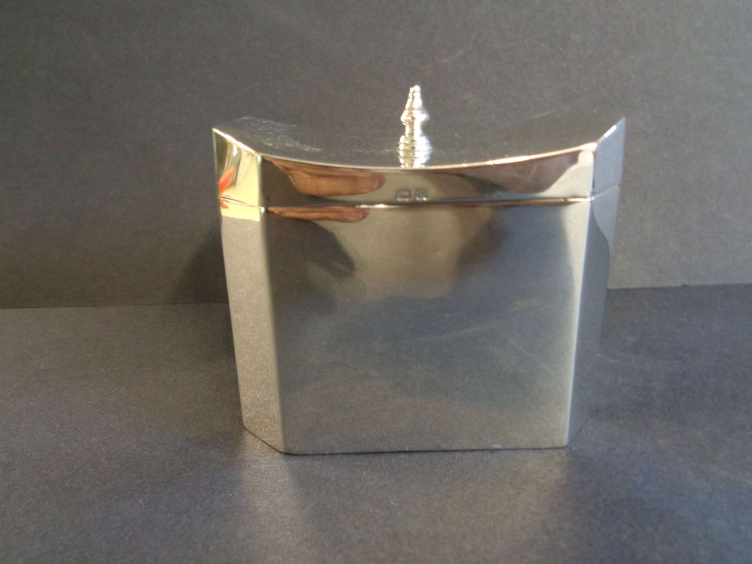 Solid Silver Tea Caddy, Curved Lid - 1913 by Synyer & Beddoes