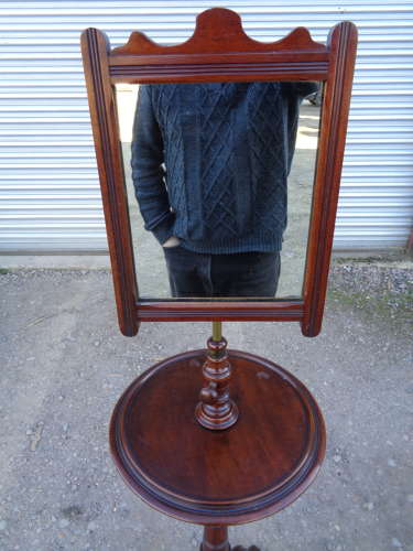 Edwardian Mahogany Gentleman's Shaving Stand - Adjustable Height