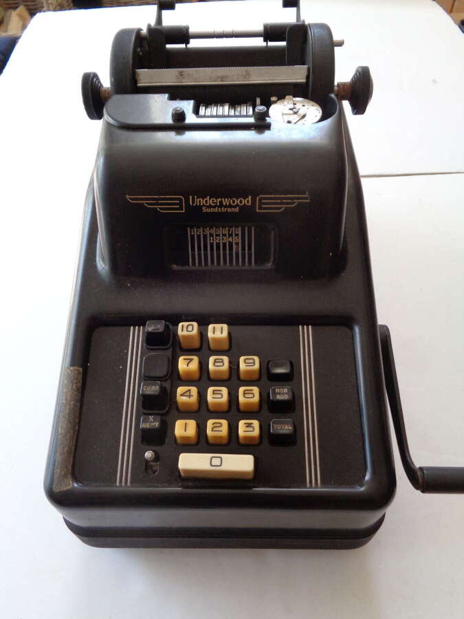 Antique Adding Machine / Calculator - Underwood Sundstrand USA