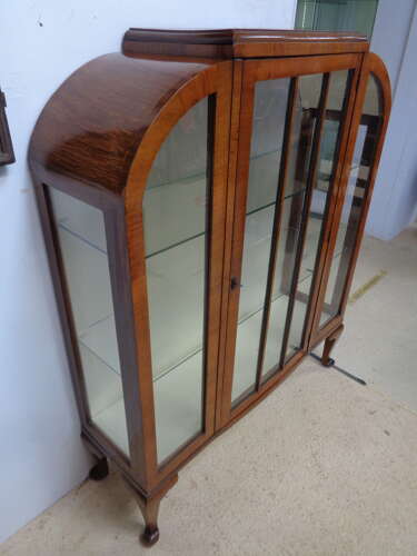 Art Deco Display Cabinet with glazed door/sides & working key