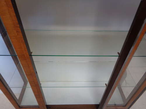 Art Deco Display Cabinet with glazed door/sides & working key