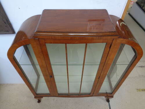 Art Deco Display Cabinet with glazed door/sides & working key