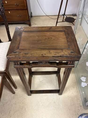 Old Chinese Side / Lamp Table