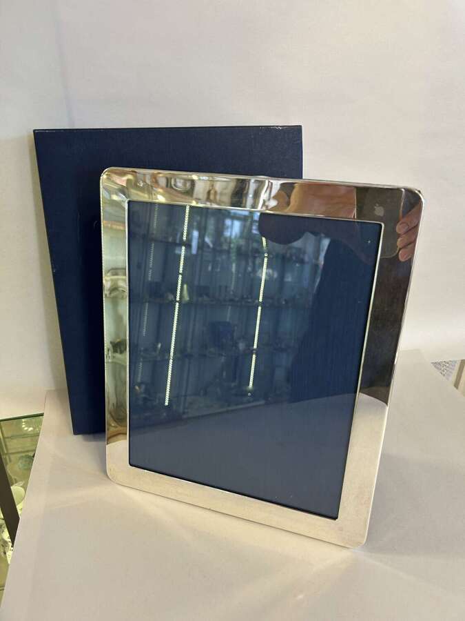 Large Silver Photo Frame - London 2000 - Kitney & Co