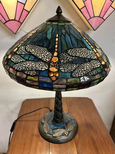 Large Dragonfly Table Lamp - PAT Tested (Tiffany style)